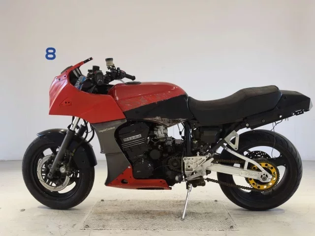 Kawasaki GPZ900R