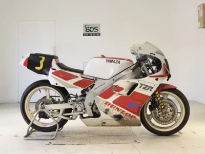 Yamaha TZR250-3