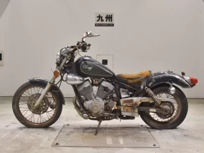 Yamaha VIRAGO 250 SHO LOUIS NOT EQUIPPED