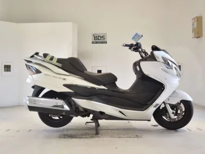 Suzuki SKYWAVE 250S-3
