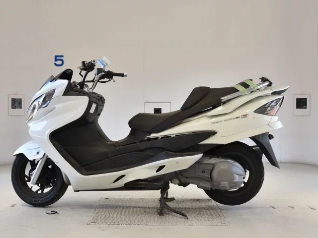 Suzuki SKYWAVE 250S-3