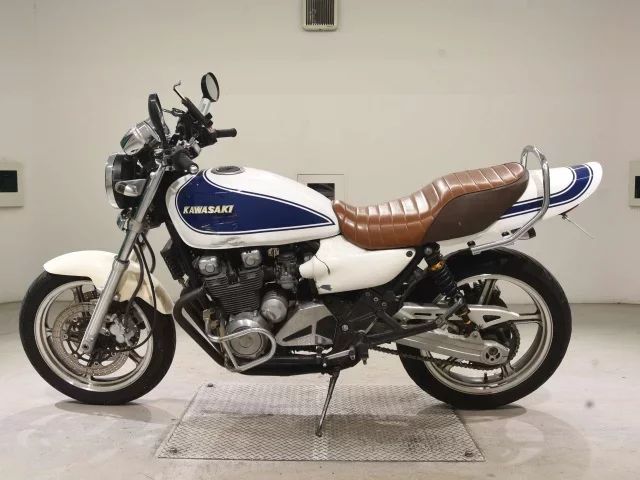 Kawasaki ZEPHYR400