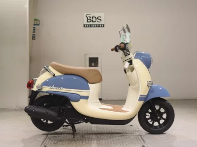 Yamaha VINO-4
