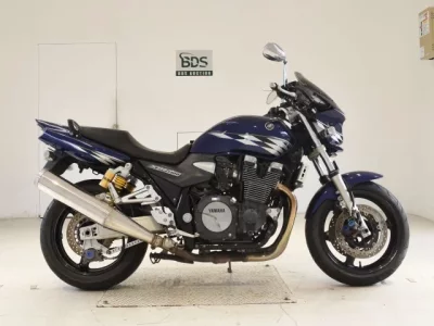 Yamaha XJR1300-2