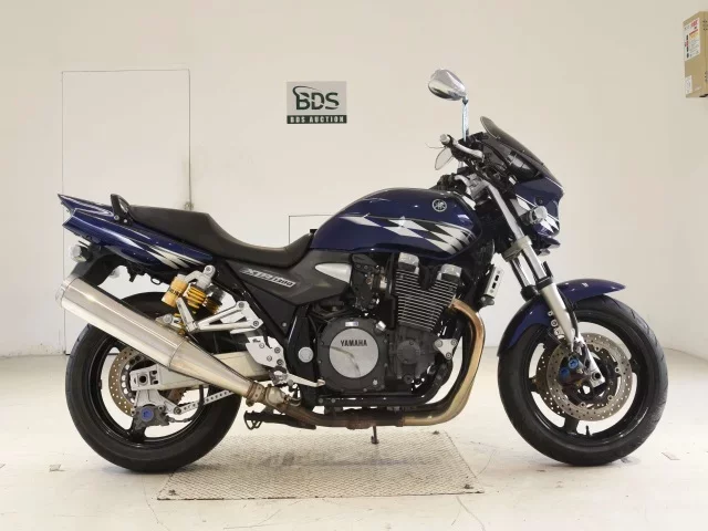 Yamaha XJR1300-2