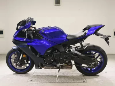Yamaha YZF-R1  с аукциона в Японии