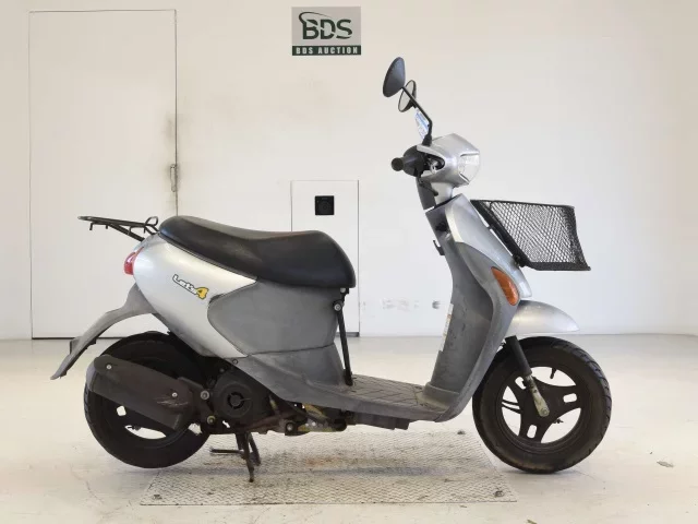 Suzuki LET S4
