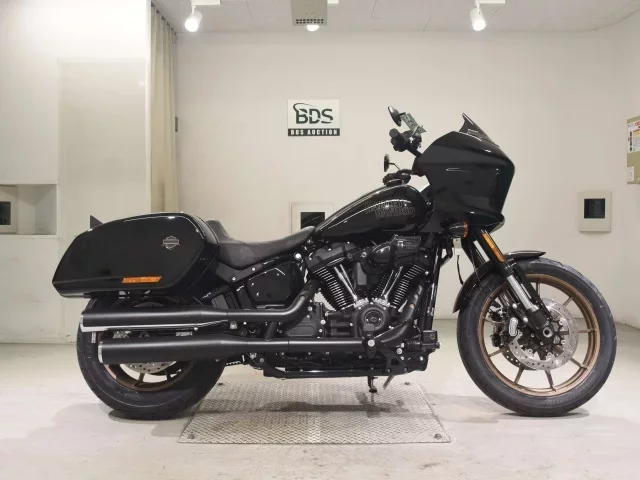 Harley-Davidson HARLEY FXLRST1920 лот № 5252 оценка 5  с аукциона в Японии