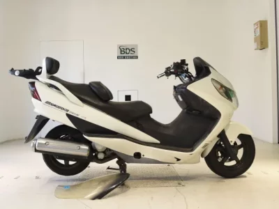 Suzuki SKYWAVE 250S-2