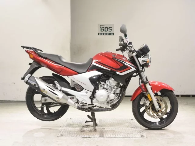 Yamaha YBR250