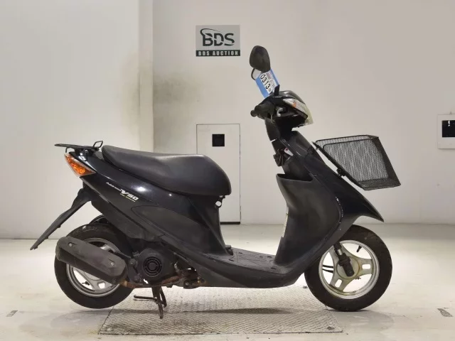 Suzuki ADDRESS V50