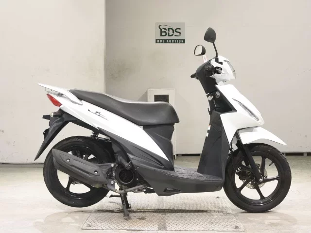 Suzuki ADDRESS110-2