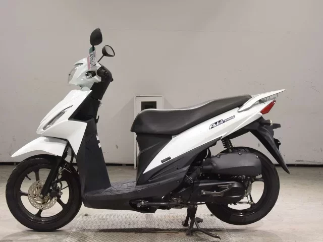 Suzuki ADDRESS110-2