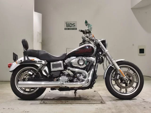 Harley-Davidson HARLEY FXDL1580