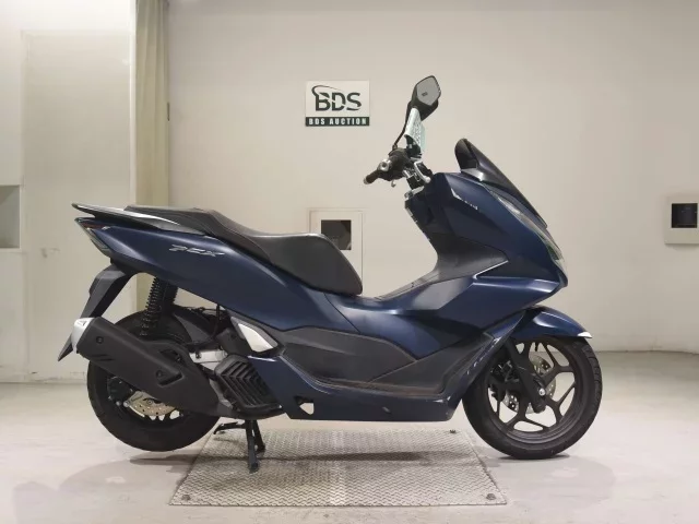 Honda PCX125-4