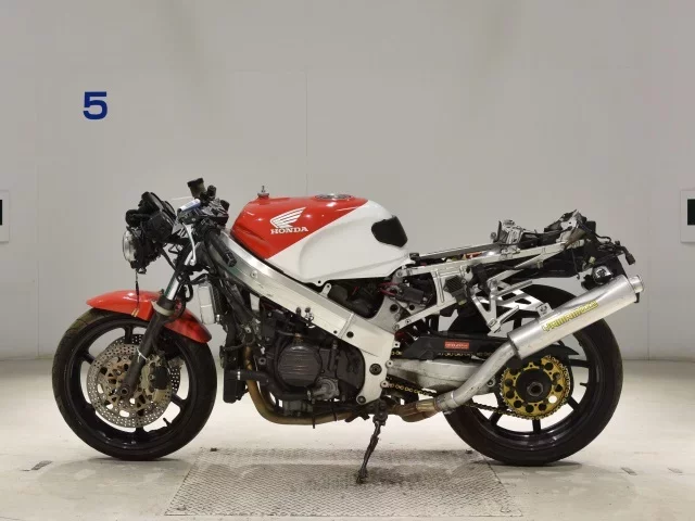 Honda VFR400R-2 SHO LOUIS NOT EQUIPPED