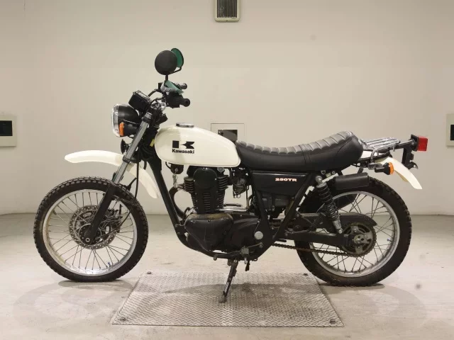 Kawasaki 250TR