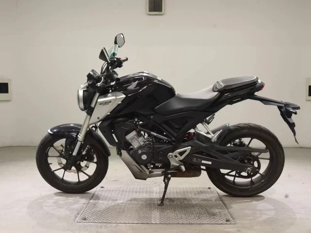Honda CB125R