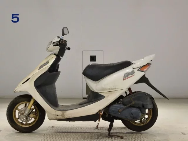Honda DIO Z4