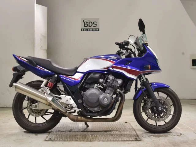 Honda CB400SFV-4 BOLDORABS лот № 2669 оценка 4  с аукциона в Японии