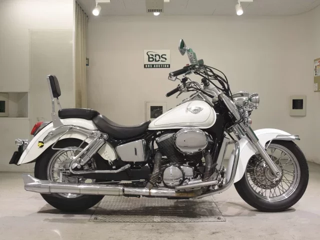 Honda SHADOW400 лот № 7737 оценка 4  с аукциона в Японии