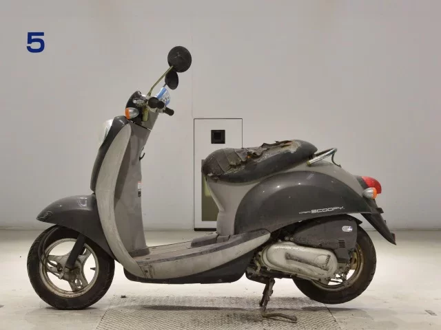 Honda CREA SCOOPY
