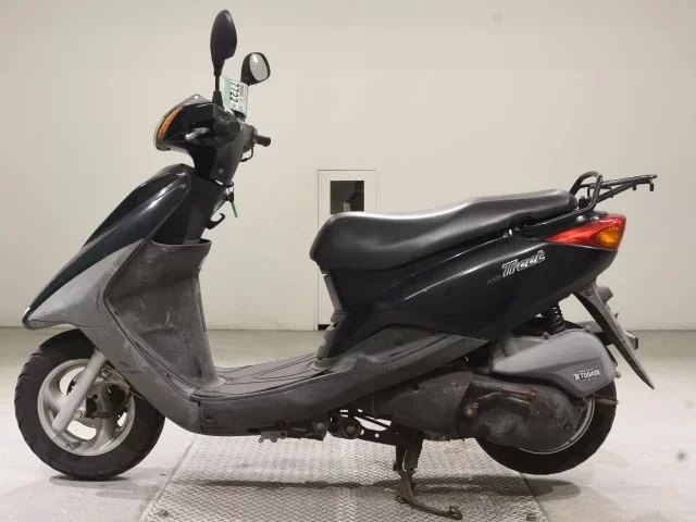 Yamaha AXIS125