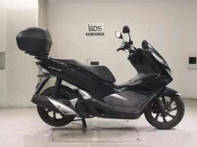 Honda PCX125-3