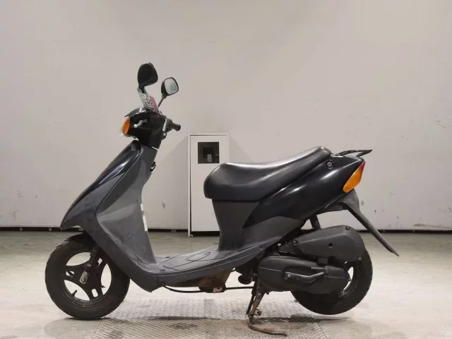 Suzuki LET S2