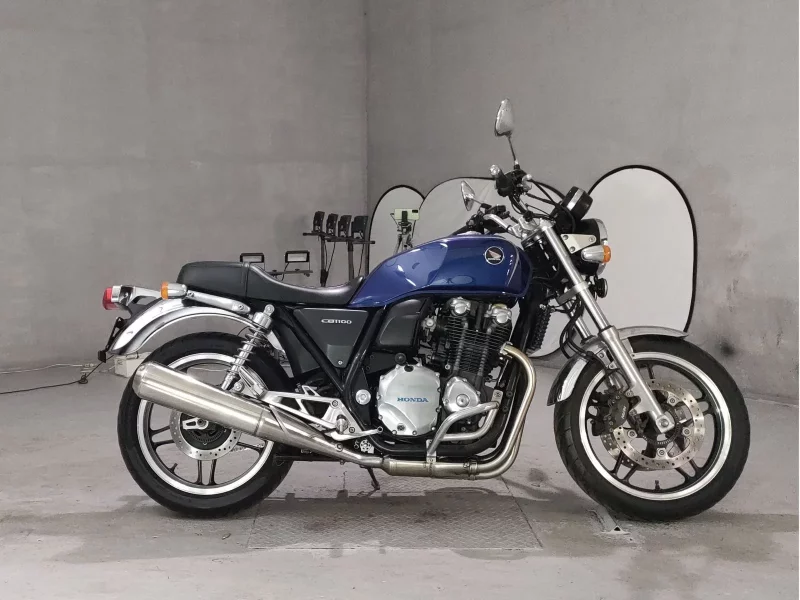 Honda CB1100 лот № 7011 оценка 4  с аукциона в Японии