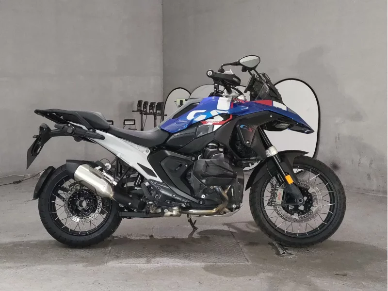 BMW  R1300GS лот № 8028 оценка 4  с аукциона в Японии