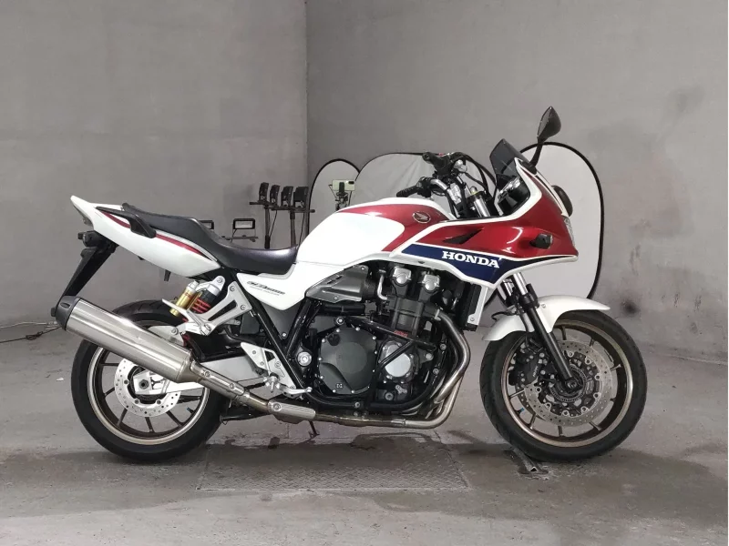 Honda CB1300SF BOLDOR лот № 7165 оценка 4  с аукциона в Японии