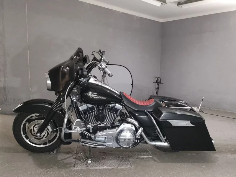 Harley-Davidson HARLEY FLHX1580