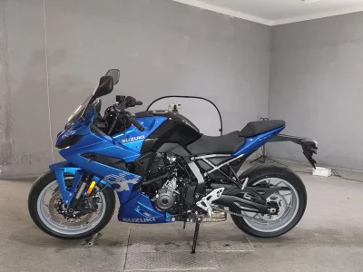 Suzuki GSX-8R  с аукциона в Японии