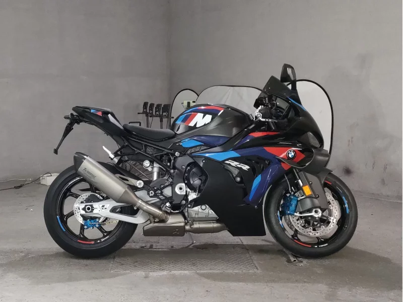 BMW  M1000RR лот № 8346 оценка 6  с аукциона в Японии