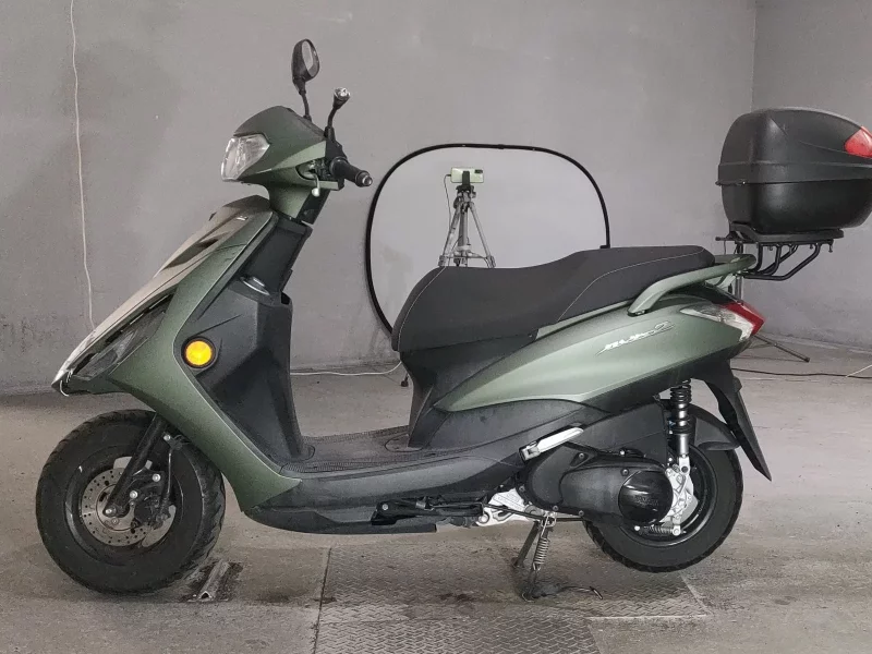 Yamaha AXIS Z