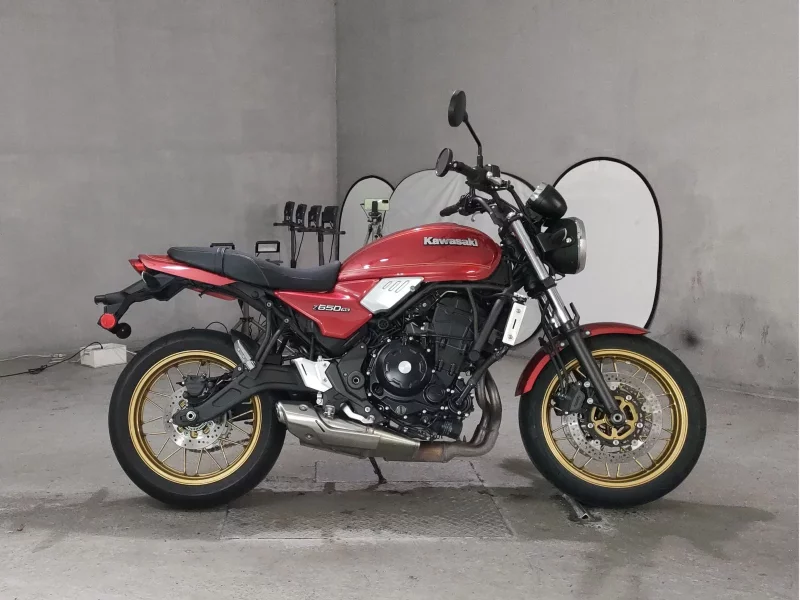 Kawasaki Z650RS лот № 8506 оценка 6  с аукциона в Японии