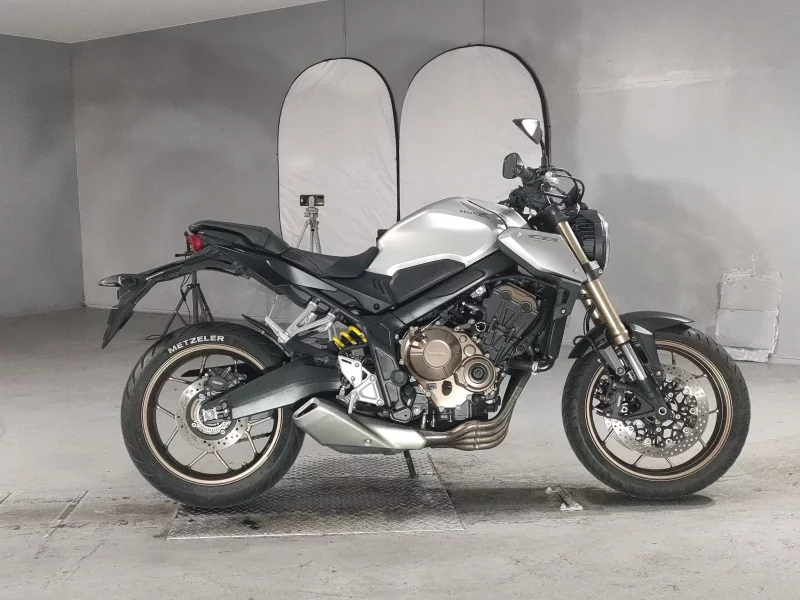 Honda CB650R лот № 5022 оценка 4  с аукциона в Японии