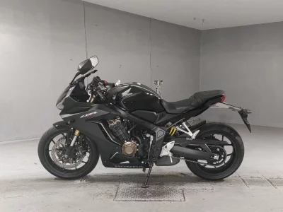 Honda CBR650R лот № 5023 оценка 4.5  с аукциона в Японии 2