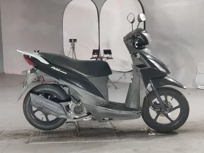 Suzuki ADDRESS V110