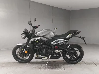 Triumph TRIUMPH STREET TRIPLE R  с аукциона в Японии