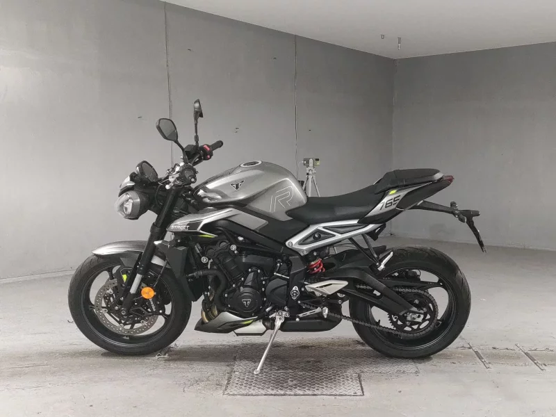 Triumph TRIUMPH STREET TRIPLE R