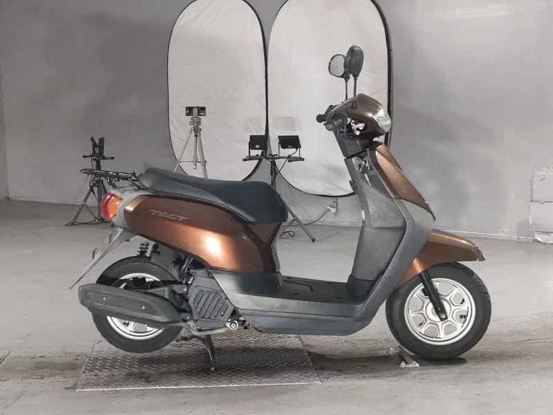 Honda TACT BASIC