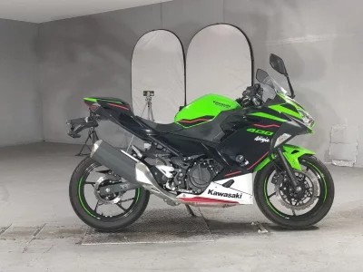 Kawasaki NINJA400 2021