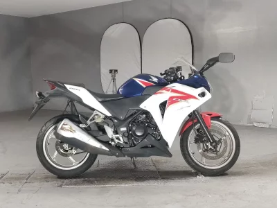Honda CBR250R