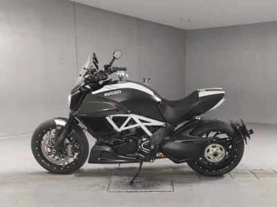 Ducati DUCATI DIAVEL CARBON  с аукциона в Японии