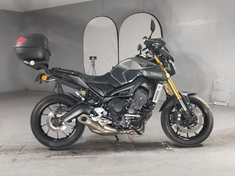 Yamaha MT-09 лот № 5179 оценка 4  с аукциона в Японии