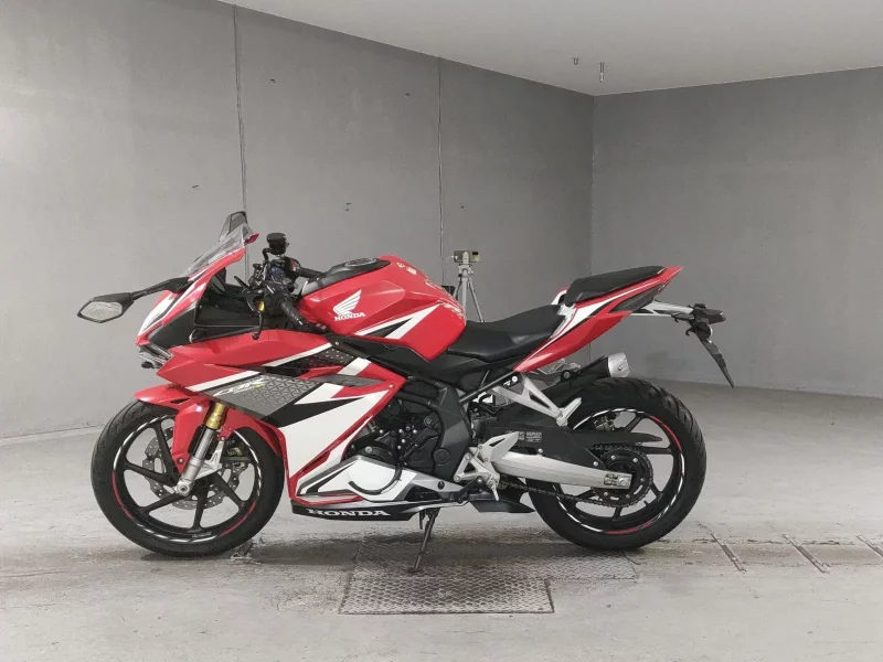 Honda CBR250RR