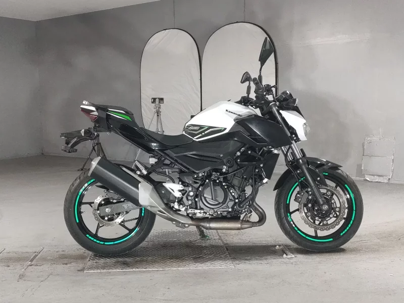 Kawasaki Z400