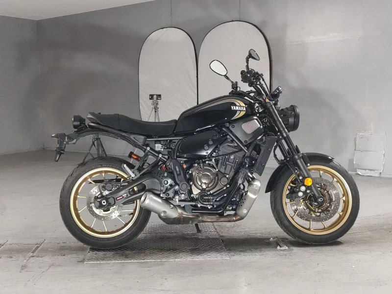 Yamaha XSR700 лот № 5306 оценка 4.5  с аукциона в Японии